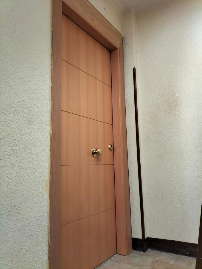 Habitaciones Valen Zaragoza Buitenkant foto